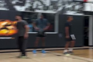 马赛vs图卢兹直播在线观看免费_马赛vs图卢兹免费直播高清_马赛vs图卢兹在线高清免费继续打磨投篮！沃特森进行接球三分投射训练 杜兰特出镜